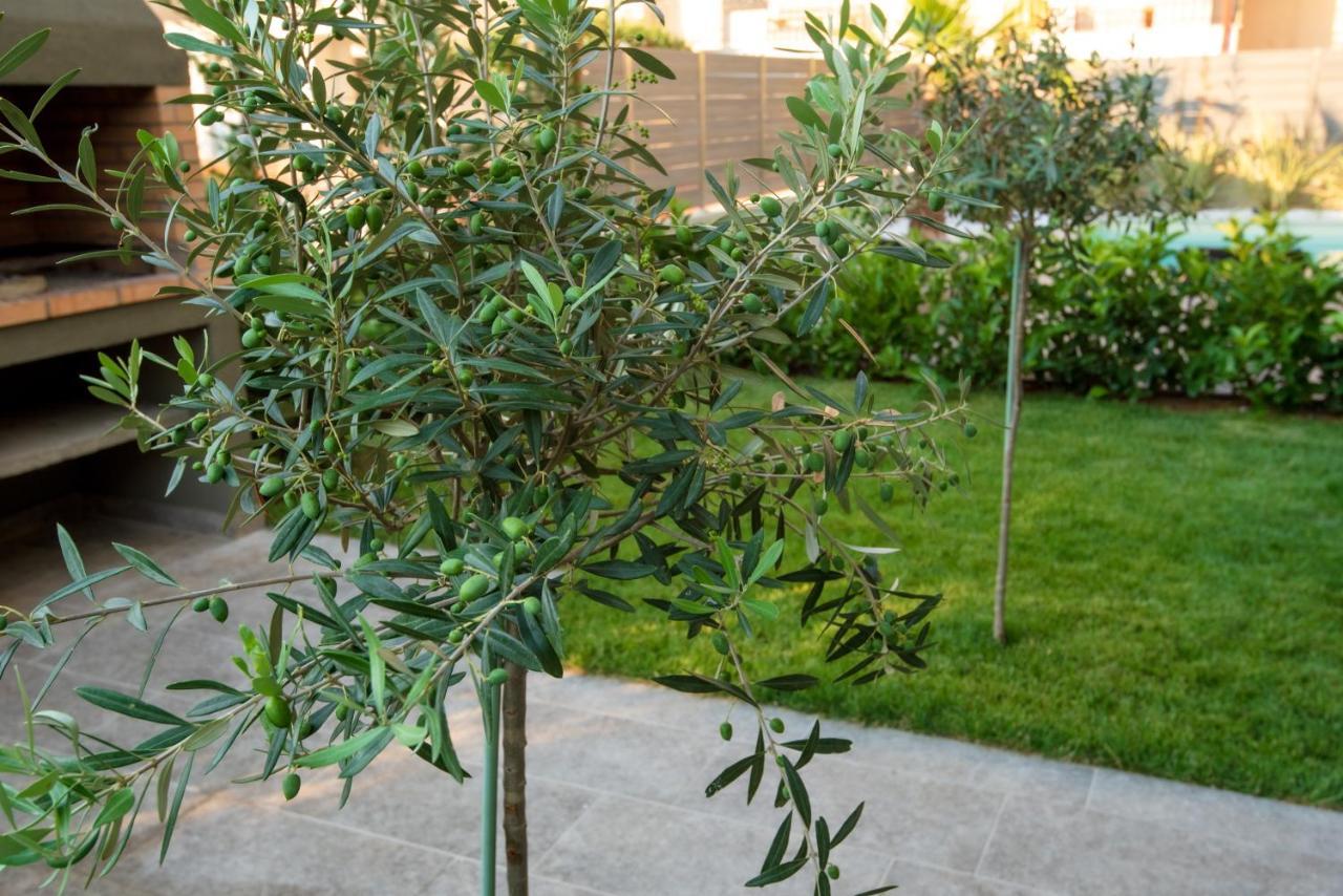 Olive 102 Appartement Peraía Buitenkant foto