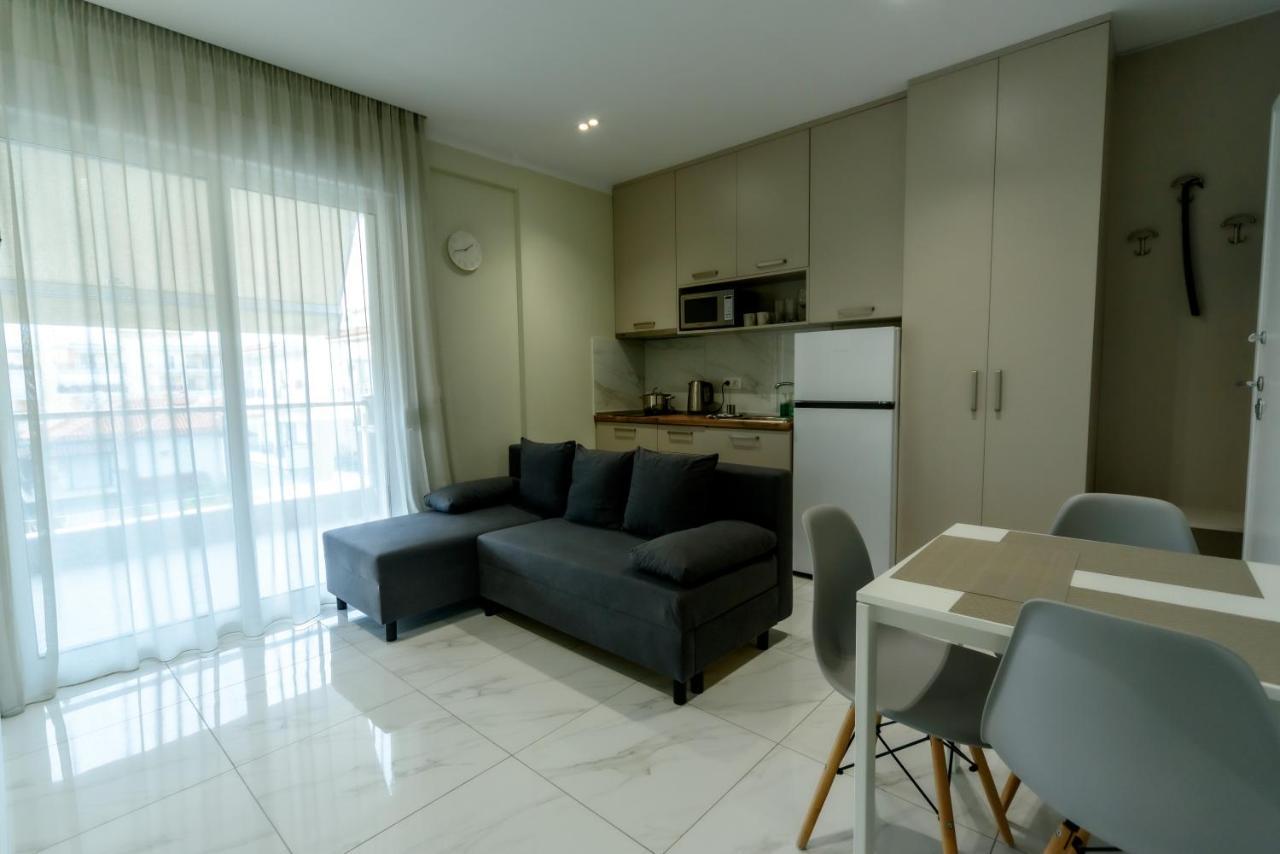 Olive 102 Appartement Peraía Buitenkant foto